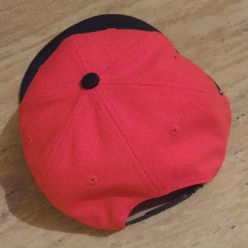 Hat - Picture 4 of 5